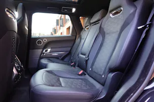 Land Rover Range Rover Sport 5.0 V8 S/C SVR Facelift 575' - "Toit Ouvrant * Roues 22' * Carbon * Son Meridian * Sièges Chauf./Ventilés"