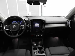 VOLVO XC40 1.5 T4 PiH Inscription Expression