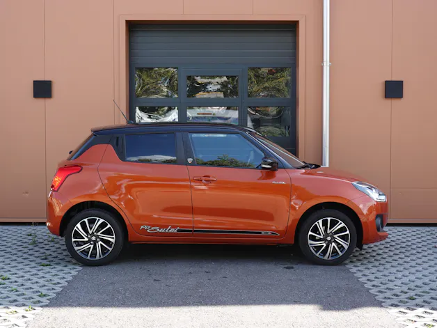 Suzuki Swift 1.2i Piz Sulai Top Hybrid Allgrip 4x4 "CH Auto * Keyless * GPS * Caméra * Temp. Adapt"