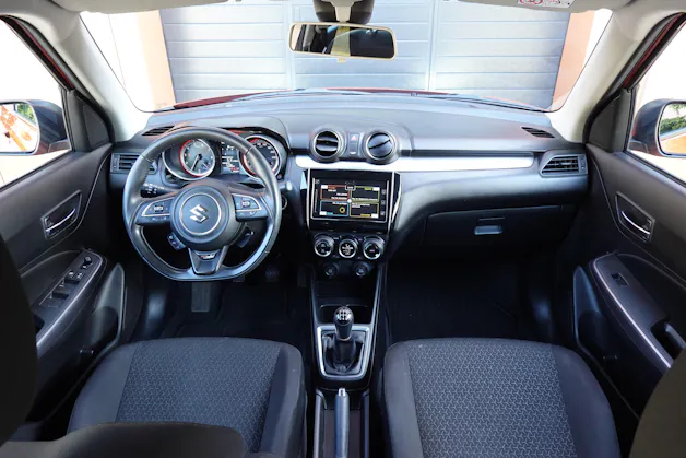 Suzuki Swift 1.2i Piz Sulai Top Hybrid Allgrip 4x4 "CH Auto * Keyless * GPS * Caméra * Temp. Adapt"