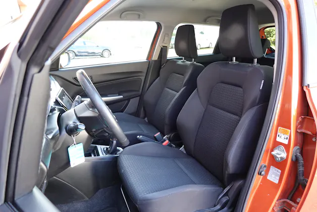 Suzuki Swift 1.2i Piz Sulai Top Hybrid Allgrip 4x4 "CH Auto * Keyless * GPS * Caméra * Temp. Adapt"