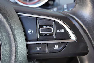 Suzuki Swift 1.2i Piz Sulai Top Hybrid Allgrip 4x4 "CH Auto * Keyless * GPS * Caméra * Temp. Adapt"