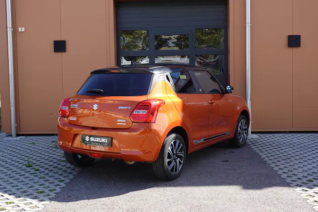 Suzuki Swift 1.2i Piz Sulai Top Hybrid Allgrip 4x4 "CH Auto * Keyless * GPS * Caméra * Temp. Adapt"