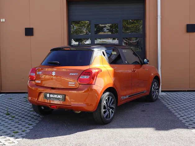 Suzuki Swift 1.2i Piz Sulai Top Hybrid Allgrip 4x4 "CH Auto * Keyless * GPS * Caméra * Temp. Adapt"