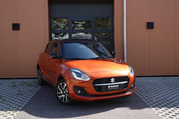 Suzuki Swift 1.2i Piz Sulai Top Hybrid Allgrip 4x4 "CH Auto * Keyless * GPS * Caméra * Temp. Adapt"