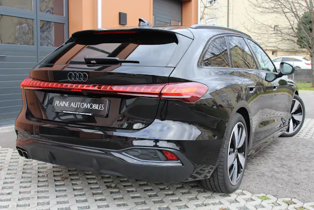Audi A5 Sportback 40 TDI S-Line S-tronic - "Display Passager * Pack S-Line Complet * Tempom. Adapt. * Caméra 360' * Lumière Amb"