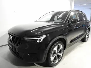 VOLVO XC40 2.0 B4 MH Plus Dark