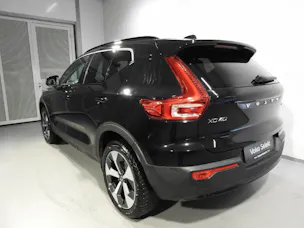 VOLVO XC40 2.0 B4 MH Plus Dark