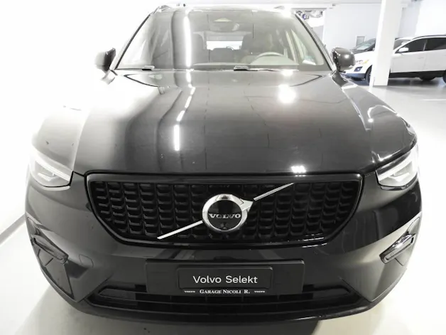 Volvo XC40 2.0 B4 MH Plus Dark