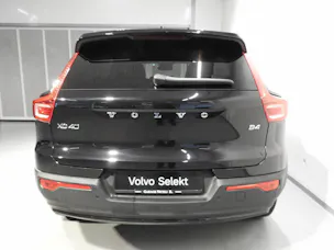 VOLVO XC40 2.0 B4 MH Plus Dark