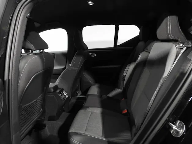 Volvo XC40 2.0 B4 MH Plus Dark
