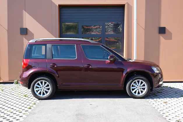 Škoda Yeti 1.2 TSI DSG -"* CH Fahrzeug * 8 Roues * Phares Auto * Capteur stationnement * Tempomat * Clim Auto *