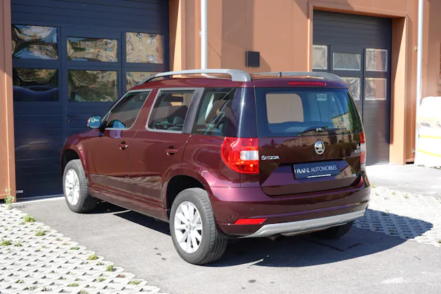 Škoda Yeti 1.2 TSI DSG -"* CH Fahrzeug * 8 Roues * Phares Auto * Capteur stationnement * Tempomat * Clim Auto *