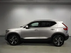 VOLVO XC40 2.0 B3 MH Core