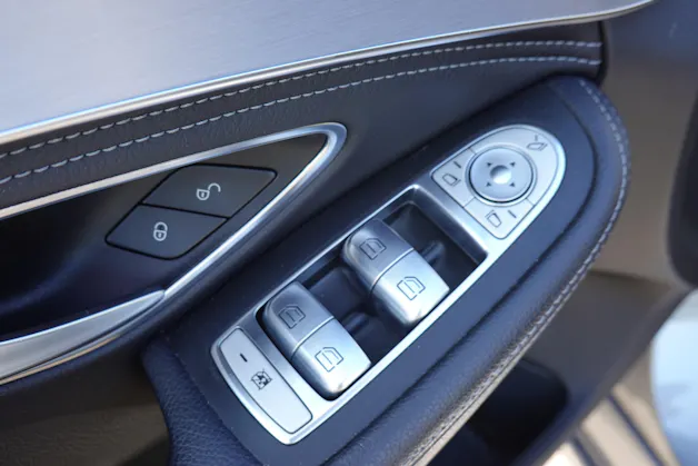 Mercedes-Benz C 220 BlueTEC AMG Line - "Véhicule CH * Pack AMG line * Caméra * Roues 19' "