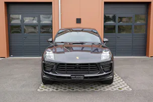 PORSCHE Macan Turbo PDK - "CH Auto * Pack Chrono * Sièges 18 Pos. * Caméra 360' * Echap. Sport"
