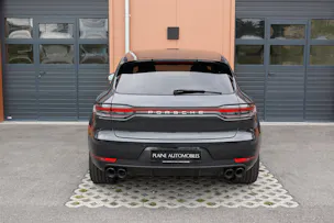 PORSCHE Macan Turbo PDK - "CH Auto * Pack Chrono * Sièges 18 Pos. * Caméra 360' * Echap. Sport"
