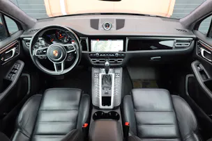 PORSCHE Macan Turbo PDK - "CH Auto * Pack Chrono * Sièges 18 Pos. * Caméra 360' * Echap. Sport"