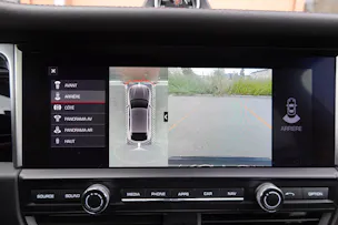 PORSCHE Macan Turbo PDK - "CH Auto * Pack Chrono * Sièges 18 Pos. * Caméra 360' * Echap. Sport"