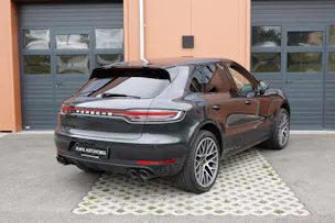 PORSCHE Macan Turbo PDK - "CH Auto * Pack Chrono * Sièges 18 Pos. * Caméra 360' * Echap. Sport"