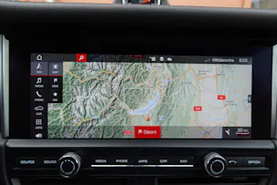 PORSCHE Macan Turbo PDK - "CH Auto * Pack Chrono * Sièges 18 Pos. * Caméra 360' * Echap. Sport"