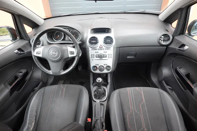 Opel Corsa 1.4 TP -"*CH Vehicule * 8 Pneus * Sieges/Volant chauffants * Capteur stationnement * Tempomat *"