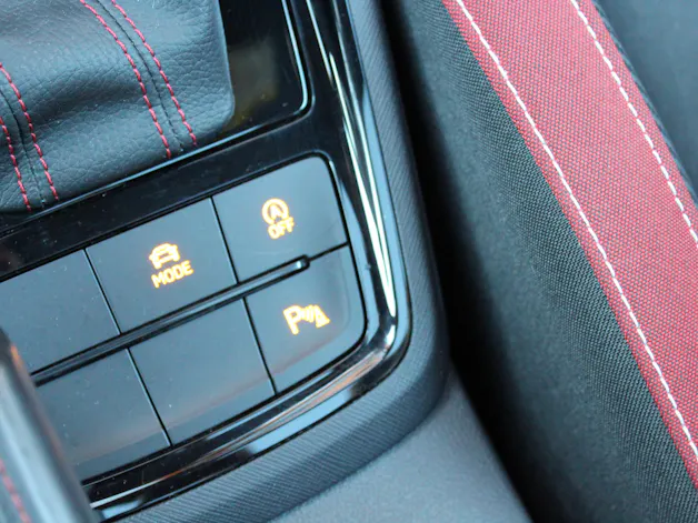 Škoda Kamiq 1.5 TSI ACT Monte Carlo DSG - "Toit Pano * 8 Roues * Tempomat Adapt * Caméra * Son Premium"