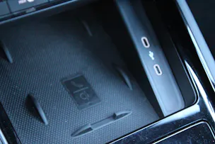 SKODA Kamiq 1.5 TSI ACT Monte Carlo DSG - "Toit Pano * 8 Roues * Tempomat Adapt * Caméra * Son Premium"