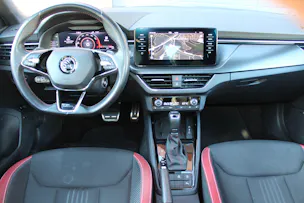 SKODA Kamiq 1.5 TSI ACT Monte Carlo DSG - "Toit Pano * 8 Roues * Tempomat Adapt * Caméra * Son Premium"
