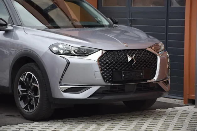 DS Automobiles AUTOMOBILES DS 3 Crossback 1.2 Performance Line EAT8