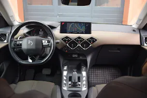 DS Automobiles AUTOMOBILES DS 3 Crossback 1.2 Performance Line EAT8