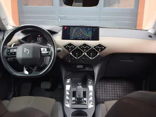 DS Automobiles AUTOMOBILES DS 3 Crossback 1.2 Performance Line EAT8