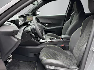 PEUGEOT 2008 1.2 Hybrid 145 GT Exclusive