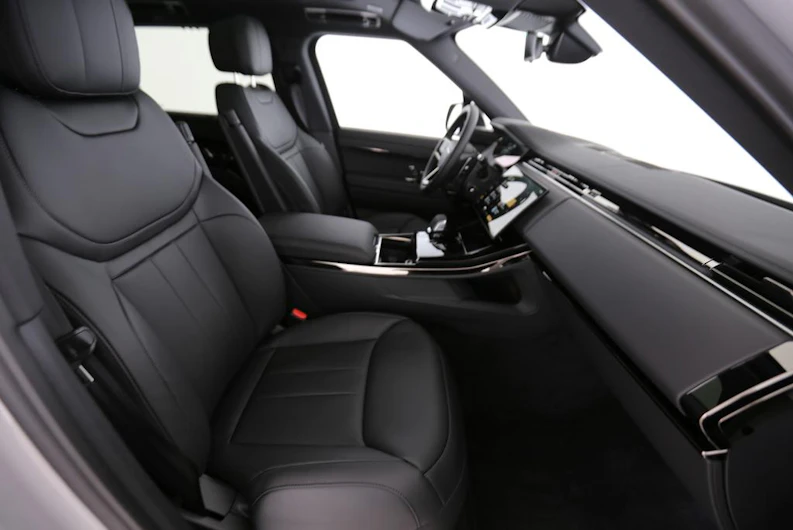Fahrzeugbild LAND ROVER RANGE ROVER SPORT
