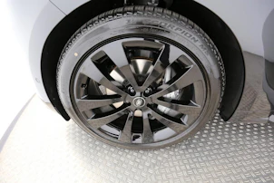 Fahrzeugbild LAND ROVER Range Rover Sport 3.0 I6 P460e HSE Dynamic