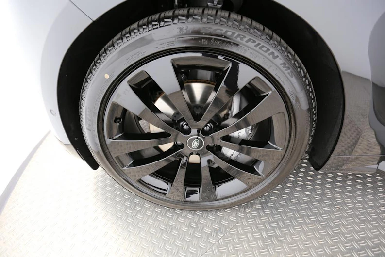 Fahrzeugbild LAND ROVER RANGE ROVER SPORT