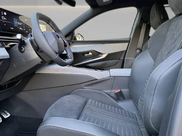 Peugeot 5008 1.2 Hybrid GT