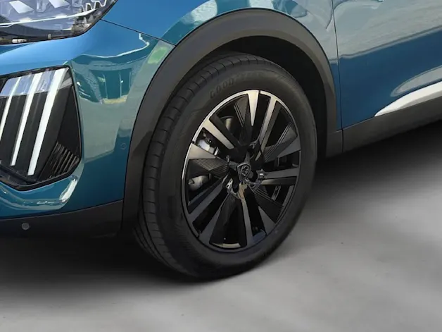 Peugeot 2008 1.2 Hybrid 145 GT Exclusive