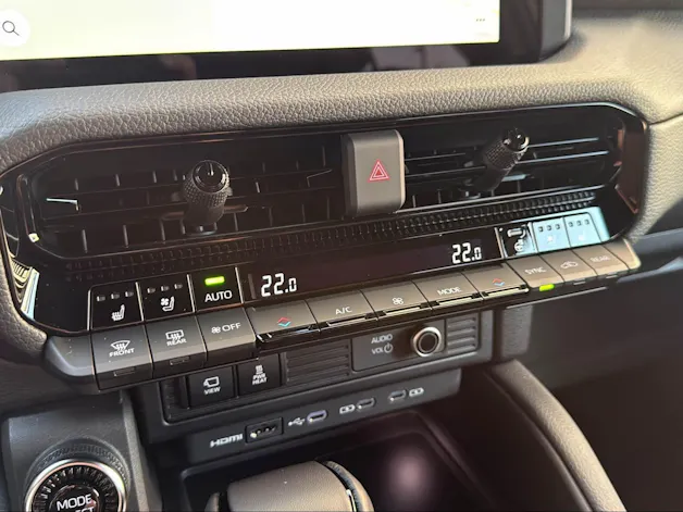 Toyota Land Cruiser 2.8 D 48V Style