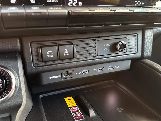Toyota Land Cruiser 2.8 D 48V Style
