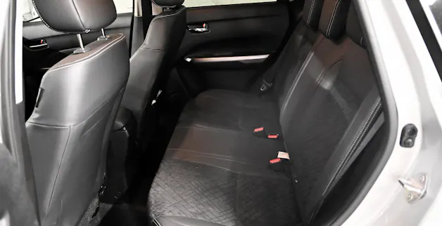 Suzuki Vitara 1.4 T Piz Sulai Top Hybrid 4x4