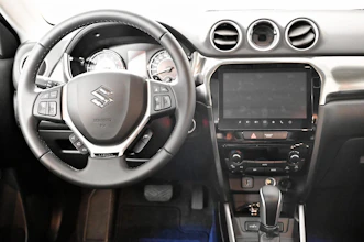https://vehicle.imgix.net/4414369/a36ceeae-6b30-4c2f-80c2-1b75a8a4b8cb.jpg