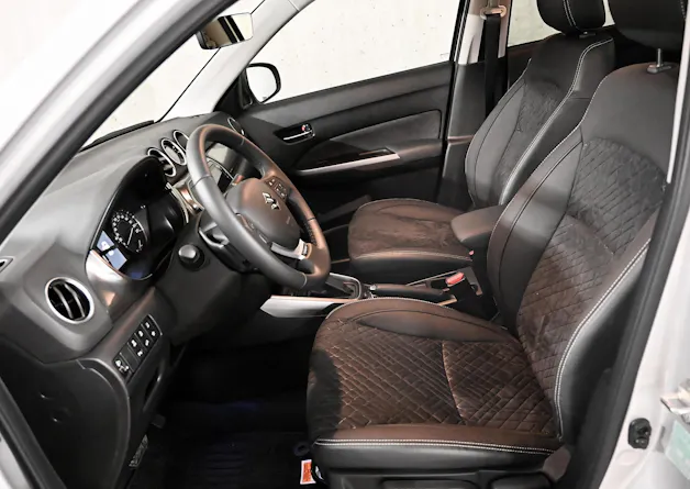 Suzuki Vitara 1.4 T Piz Sulai Top Hybrid 4x4