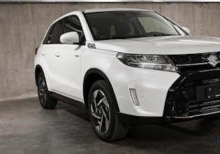 https://vehicle.imgix.net/4414369/ea61646e-d01b-404d-bf29-c83b52bd4d28.jpg