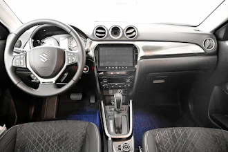 https://vehicle.imgix.net/4414369/f4bdd2a8-2cc6-49a3-8827-2ad645a63268.jpg
