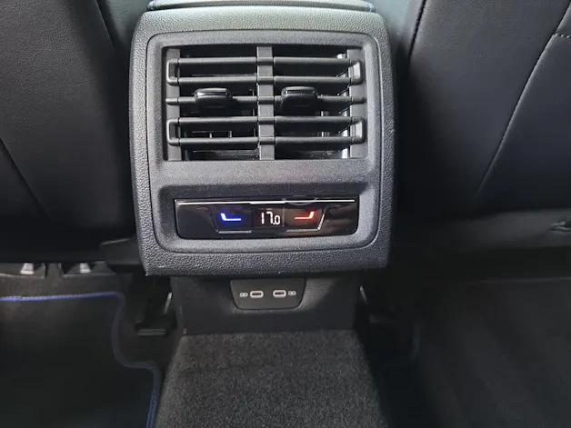 VW Golf R VIII 2.0 TSI Black Edition DSG 4motion (CH)