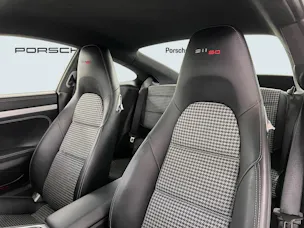 PORSCHE 911 Carrera S