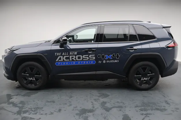 Suzuki Across 2.5 PHEV Compact Top 4x4