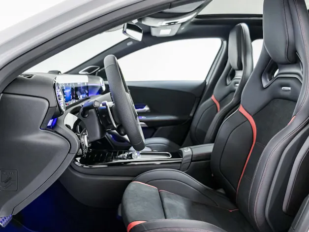 Mercedes-Benz A 35 AMG 4MATIC