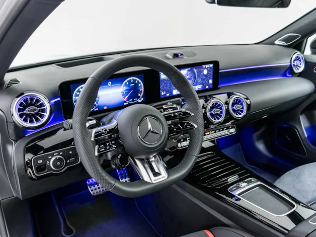 Mercedes-Benz A 35 AMG 4MATIC